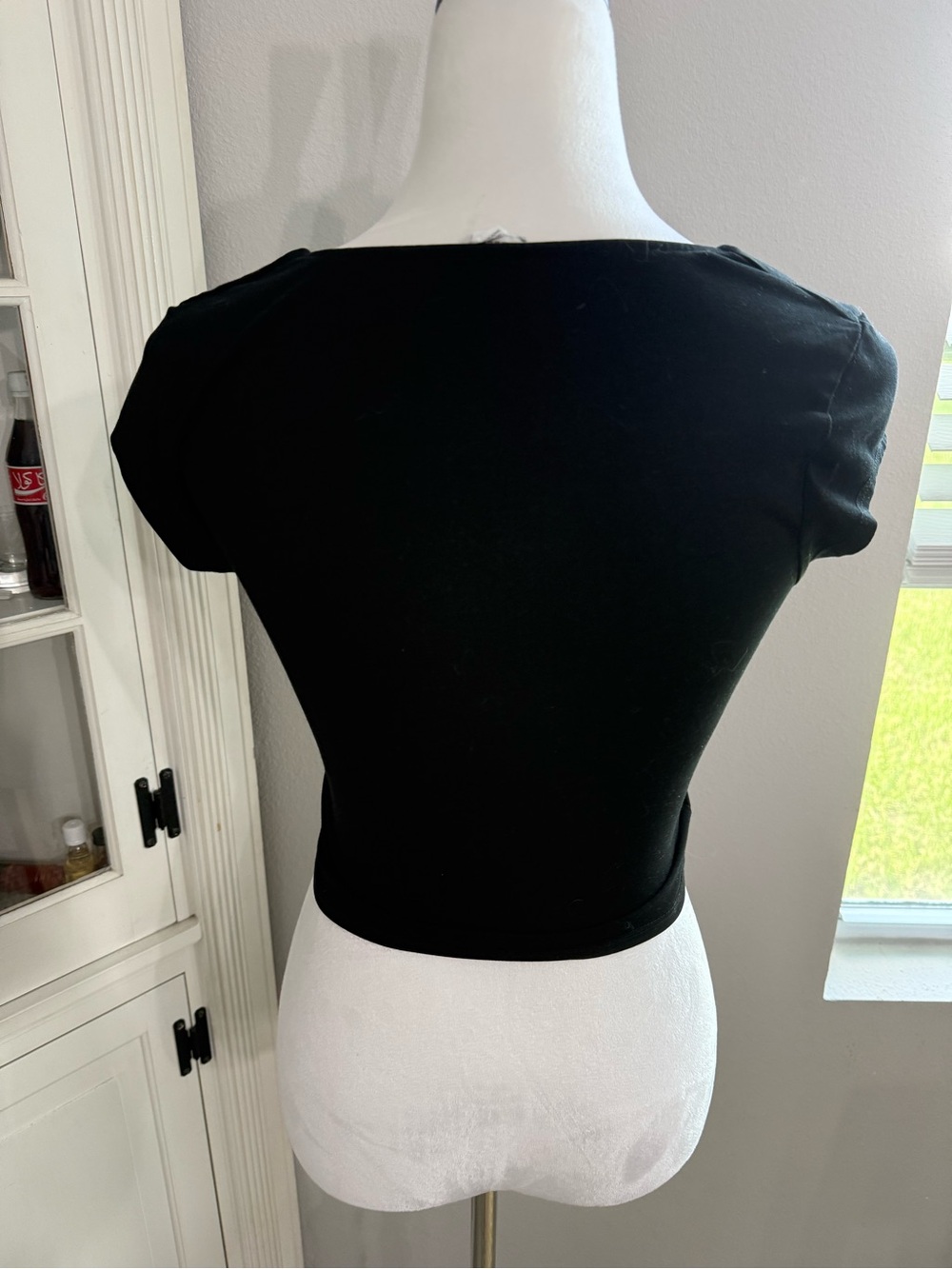 Garage Black Square Scoop Crop Top - Picture 3 of 6